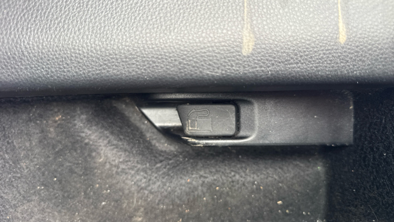 Toyota Yaris 1.5 Hybrid Excel 5dr CVT Hybrid Hatchback